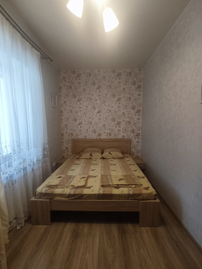 Фото 9. Трехкомнатный дом с местом для авто во дворе