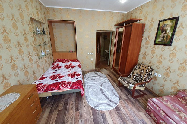 Фото 2. Недорогой дом возле парка Фрунзе