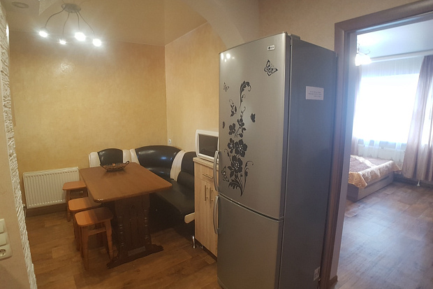 Фото 21. Трехкомнатный номер в Евпатории с террасой 