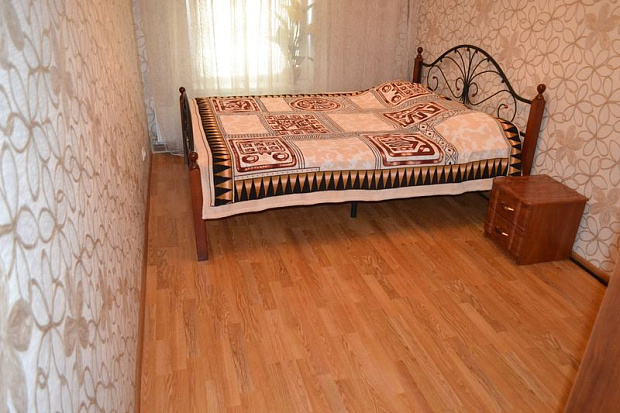 Фото 34. Трехкомнатный дом с хорошим ремонтом в Евпатории
