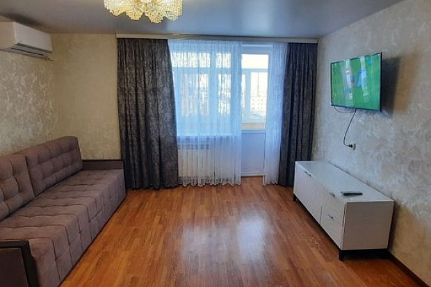 Фото 4. Однокомнатная квартира на проспекте Ленина в Евпатории