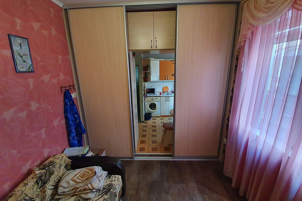 Фото 3. Небольшой домик в курортной зоне Евпатории