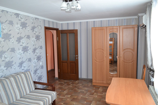 Фото 35. Трехкомнатный дом возле парка Фрунзе в Евпатории