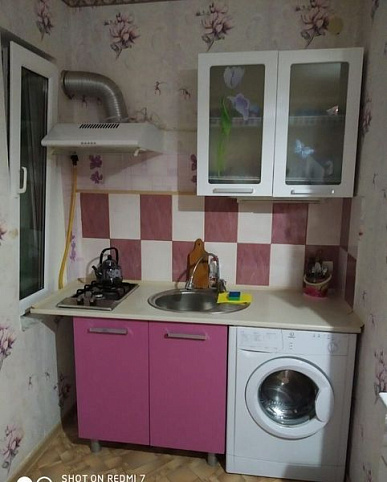 Фото 3. Небольшой домик в минуте от набережной Горького
