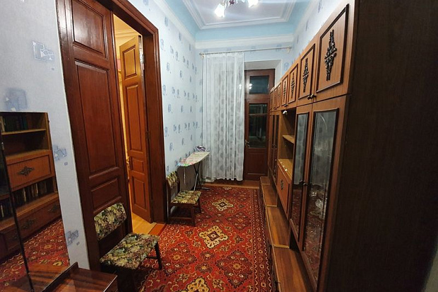 Фото 4. Трехкомнатная квартира в курортной зоне Евпатории