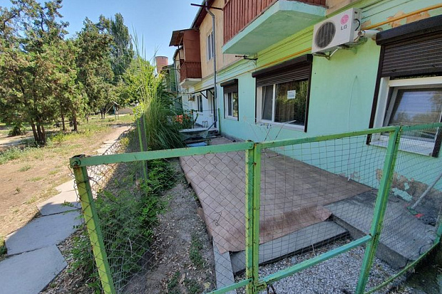 Фото 2. Двухкомнатная квартира рядом с хорошим санаторским пляжем