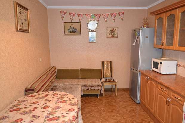 Фото 6. Трехкомнатный домик с балконом в курортной зоне