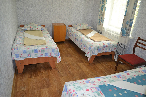 Фото 22. Недорогой дом с двором возле парка Фрунзе