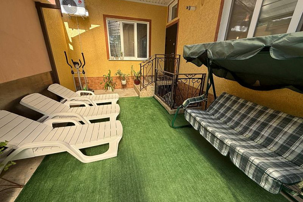 Фото 7. Трехкомнатный дом со свежим ремонтом и большим двором