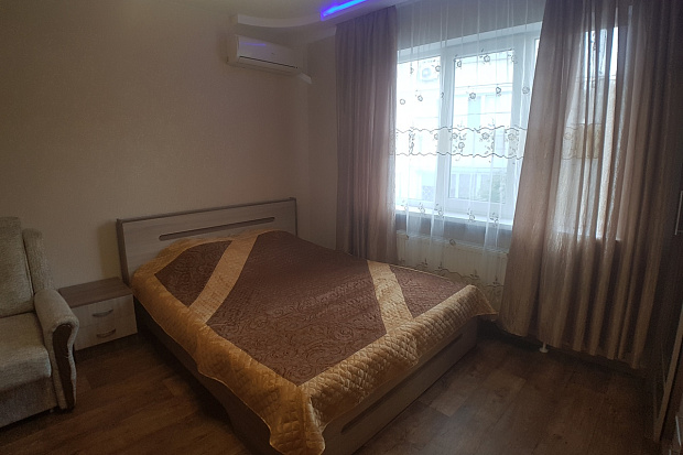 Фото 4. Трехкомнатный номер в Евпатории с террасой 