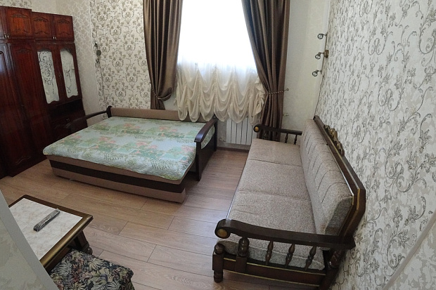 Фото 23. Трехкомнатный дом с большим озелененным двором
