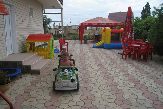 Фото 45. Трехкомнатный дом с большой закрытой территорией
