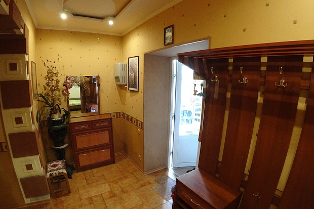 Фото 12. Трехкомнатный дом с большим озелененным двором