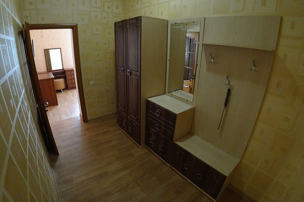 Фото 8. Двухкомнатная квартира с кухней-студией в курортной зоне Евпатории