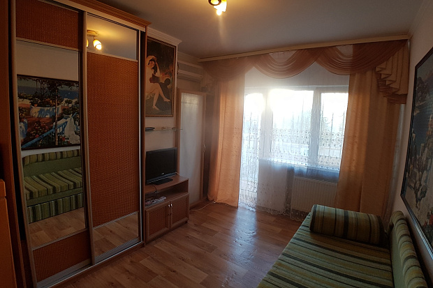 Фото 10. Трехэтажный коттедж в курортной зоне Евпатории