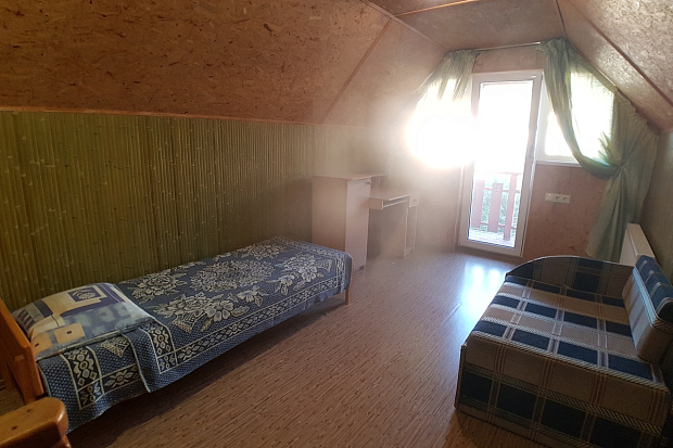 Фото 14. Трехэтажный коттедж в курортной зоне Евпатории