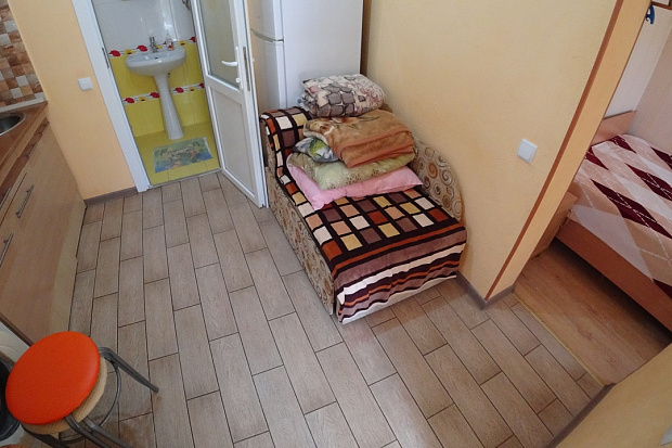 Фото 5. Маленький домик со своим двором в курортной зоне Евпатории