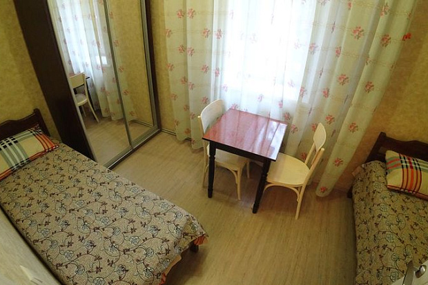 Фото 9. Трехкомнатный дом с отдельным двориком на ул. Санаторской