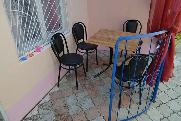 Фото 1. Однокомнатный дом для дружной компании