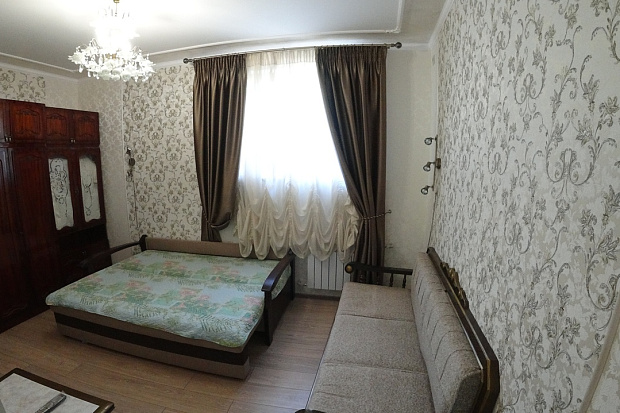 Фото 24. Трехкомнатный дом с большим озелененным двором