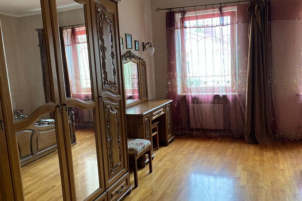 Фото 27. Трёхкомнатный дом с двумя санузлами и своим двором
