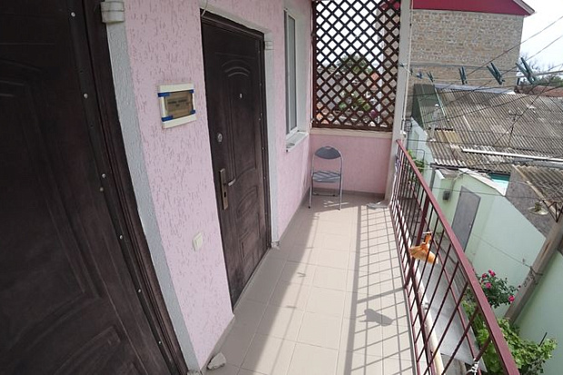Фото 8. Однокомнатный номер-студия на ул. Пушкина в Евпатории