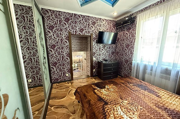 Фото 3. Двухкомнатный коттедж возле пляжа Солярис