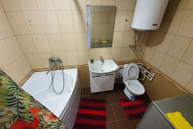 Фото 3. Двухкомнатная квартира на проспекте Ленина в Евпатории