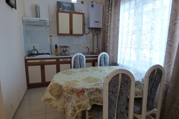 Фото 12. Дом с красивым двориком в курортной зоне