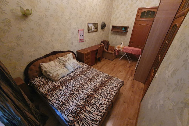 Фото 8. Двухкомнатная квартира недалеко от гортеатра в Евпатории