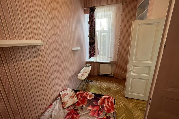 Фото 9. Трёхкомнатный дом со всеми удобствами в центре Евпатории