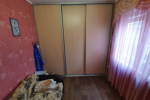 Фото 2. Небольшой домик в курортной зоне Евпатории