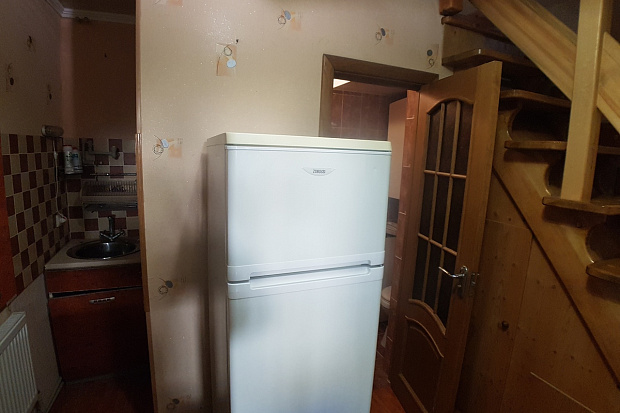 Фото 3. Трехэтажный коттедж в курортной зоне Евпатории