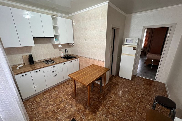 Фото 5. Комфортный номер в курортной зоне Евпатории