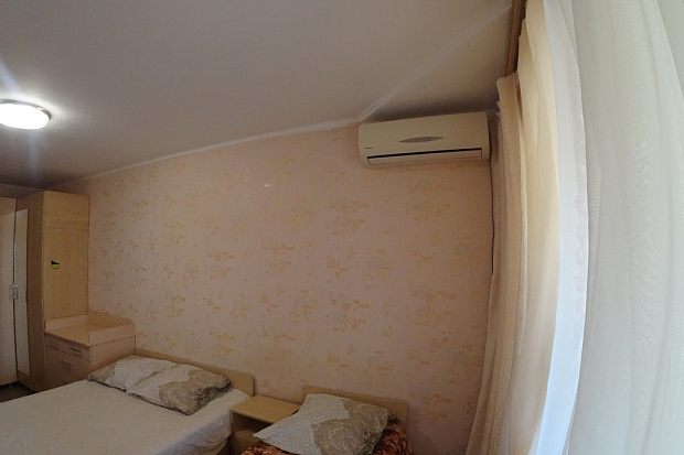 Фото 12. Однокомнатный номер возле набережной Горького