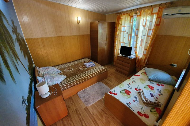 Фото 30. Четырехкомнатный дом в санаторной зоне Евпатории