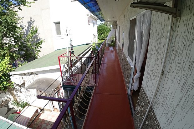 Фото 5. Однокомнатный номер на улице Героев Десанта в городе Евпатории