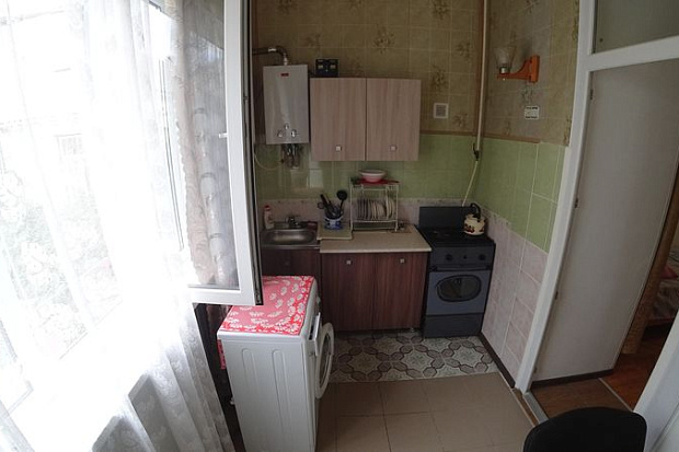 Фото 15. Двухкомнатная квартира царской постройки с высокими потолками
