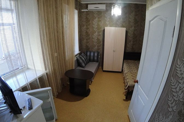 Фото 1. Однокомнатный номер в старом городе Евпатории