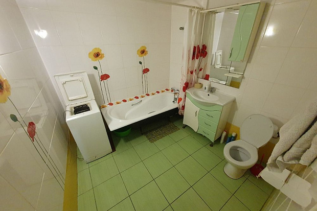 Фото 9. Трехкомнатный домик со своим двором в Евпатории