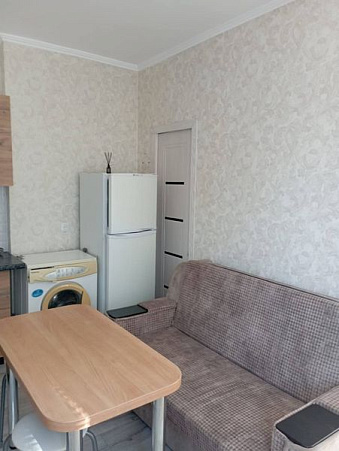 Фото 3. Однокомнатный дом рядом с караимскими кенасами в Евпатории