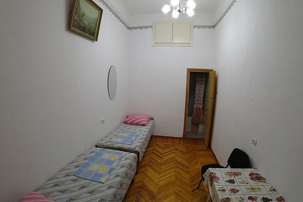 Фото 5. Двухкомнатная квартира царской постройки с высокими потолками