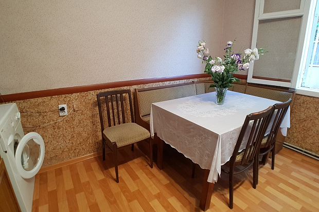 Фото 4. Трехкомнатный дом рядом с аттракционами и зоопарком в Евпатории
