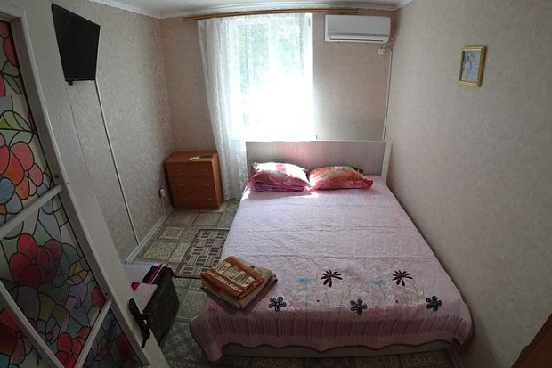 Фото 8. Двухкомнатный дом в курортной зоне по ул. Горького