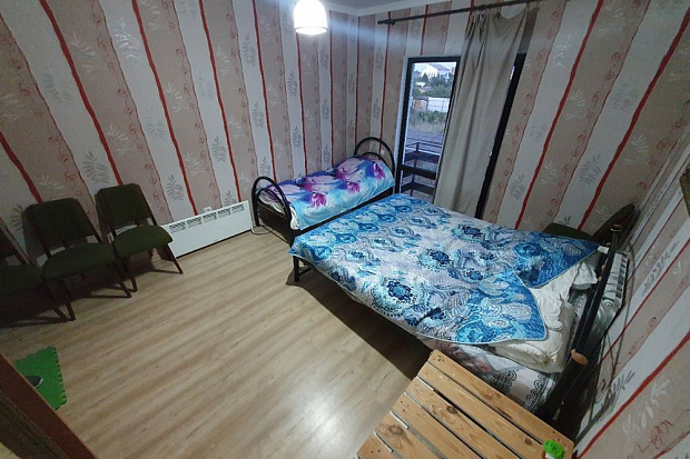 Фото 2. Трёхкомнатный номер в пригороде