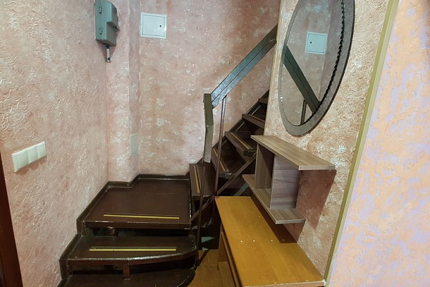 Фото 10. Недорогой трехкомнатный дом в Евпатории с кухней-студией