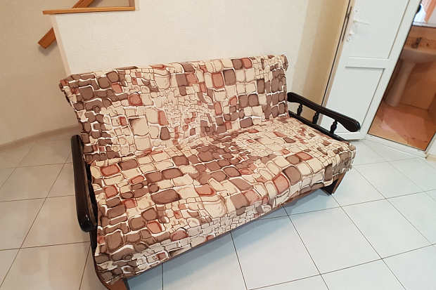 Фото 6. Двухэтажный коттедж в курортной зоне Евпатории