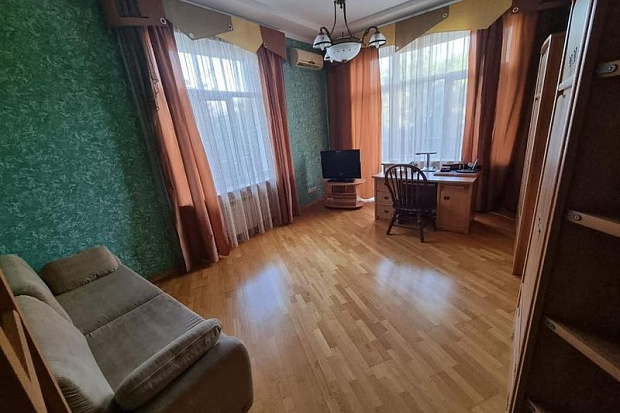 Фото 5. Большая квартира в доме по ул. Шевченко
